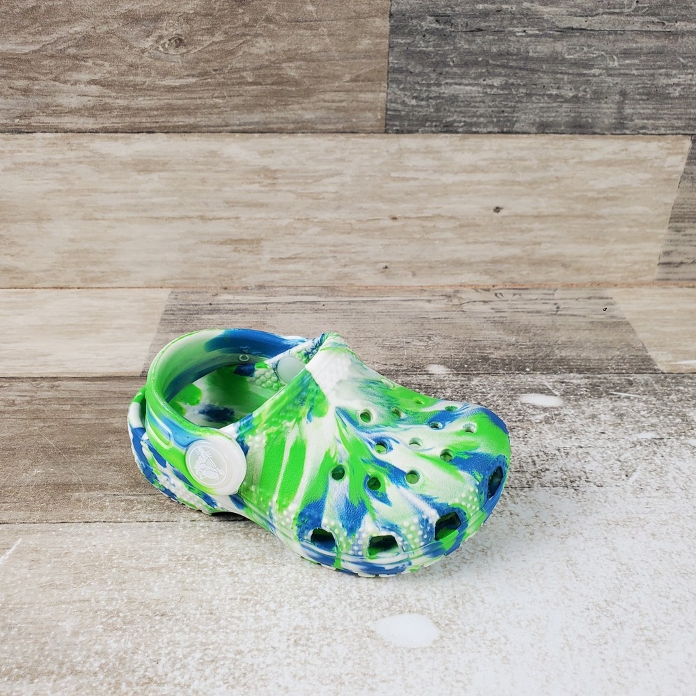 Crocs Classic Marbled Kids Clogs Sz 4 Green Blue White Tie Dye Glow-in-the-Dark